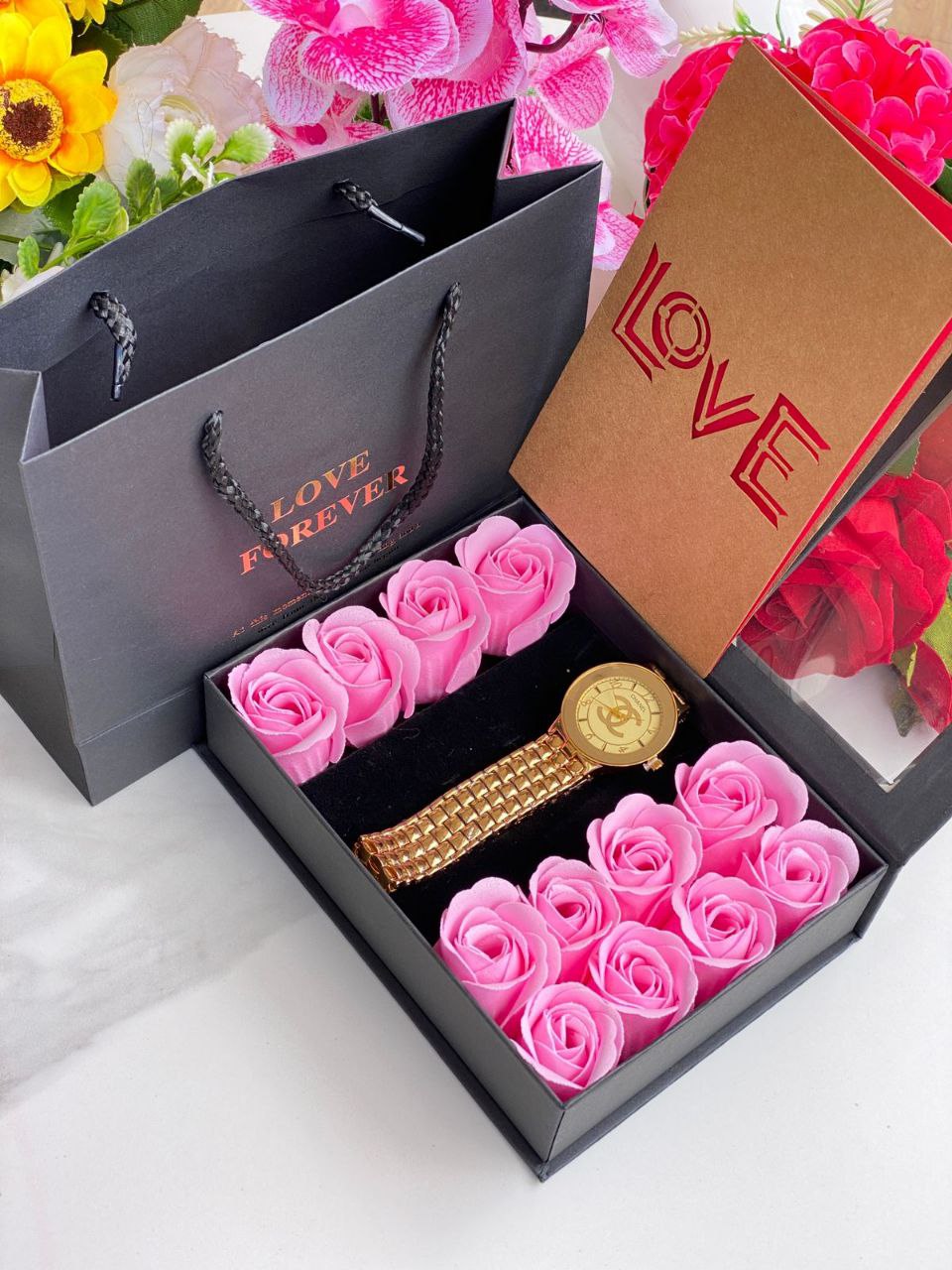 LOVE FOREVER GIFT SET WATCH BOX & ROSES BAG CARD