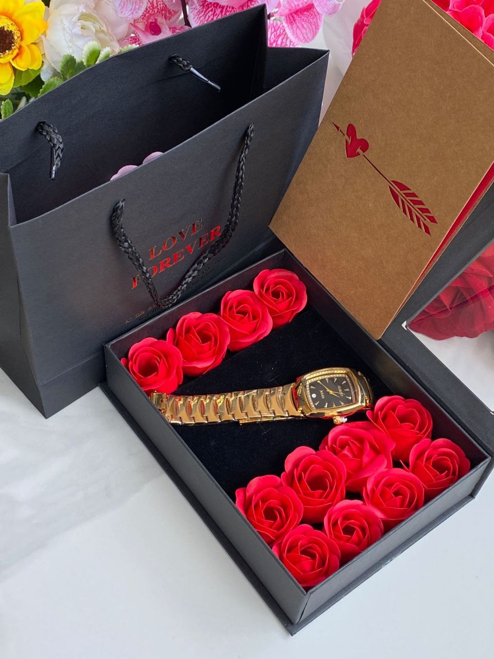 LOVE FOREVER GIFT SET WATCH BOX & ROSES BAG CARD