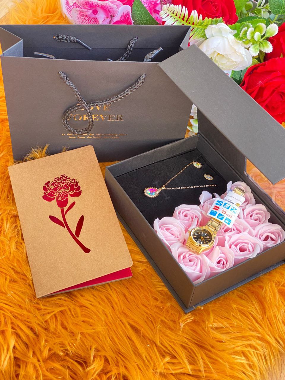 LADIES GIFT PACKAGE PRESERVED ROSES NECKLACE X EARRRINGS WATCH (ANY CURREN,CASIO,ROLEX BRANDS) LOVE CARD BAG X BOX
