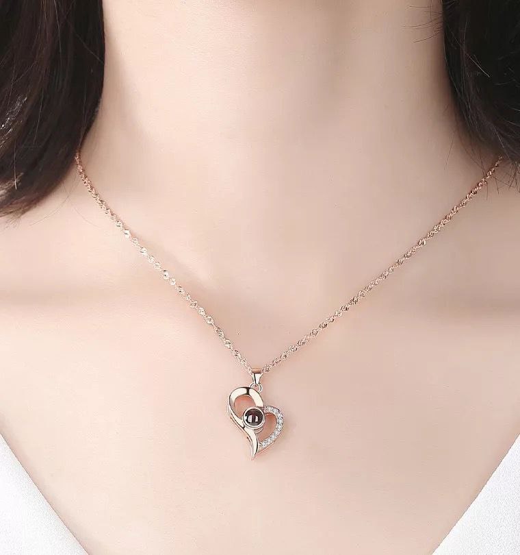I LOVE YOU NECKLACE 100 LANGUAGES DOZEN PIECES AND ABOVE SILVER ROSE GOLD NECKLACE COMES A BOX AND GIFT BAG