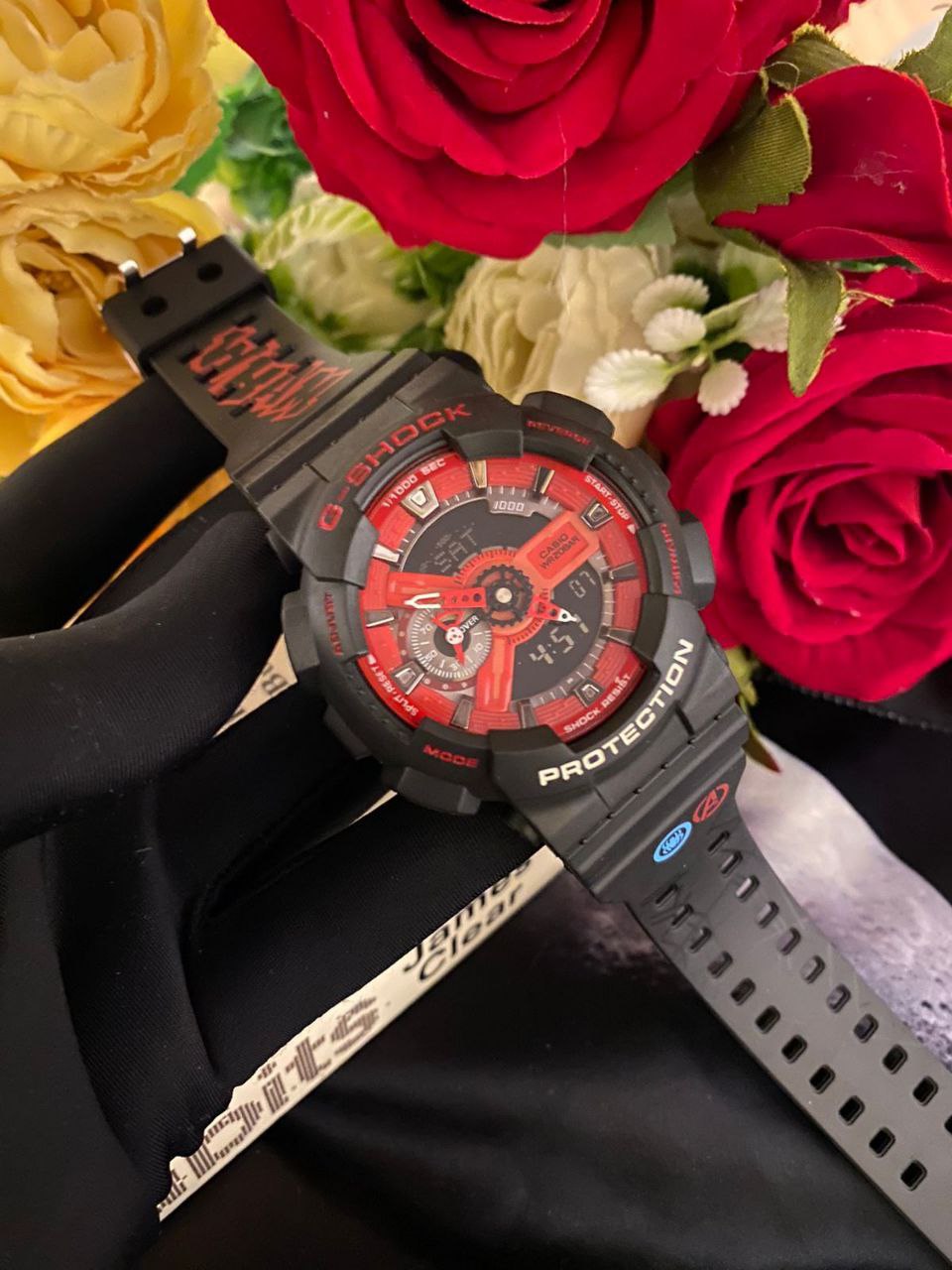 G SHOCK CASIO WATER RESIST SHOCK RESIST FUNCTIONAL CHRONOGRAPHS RUBBER STARP LIGHT BUTTON BATTERY POWERED G SHOCK TIN