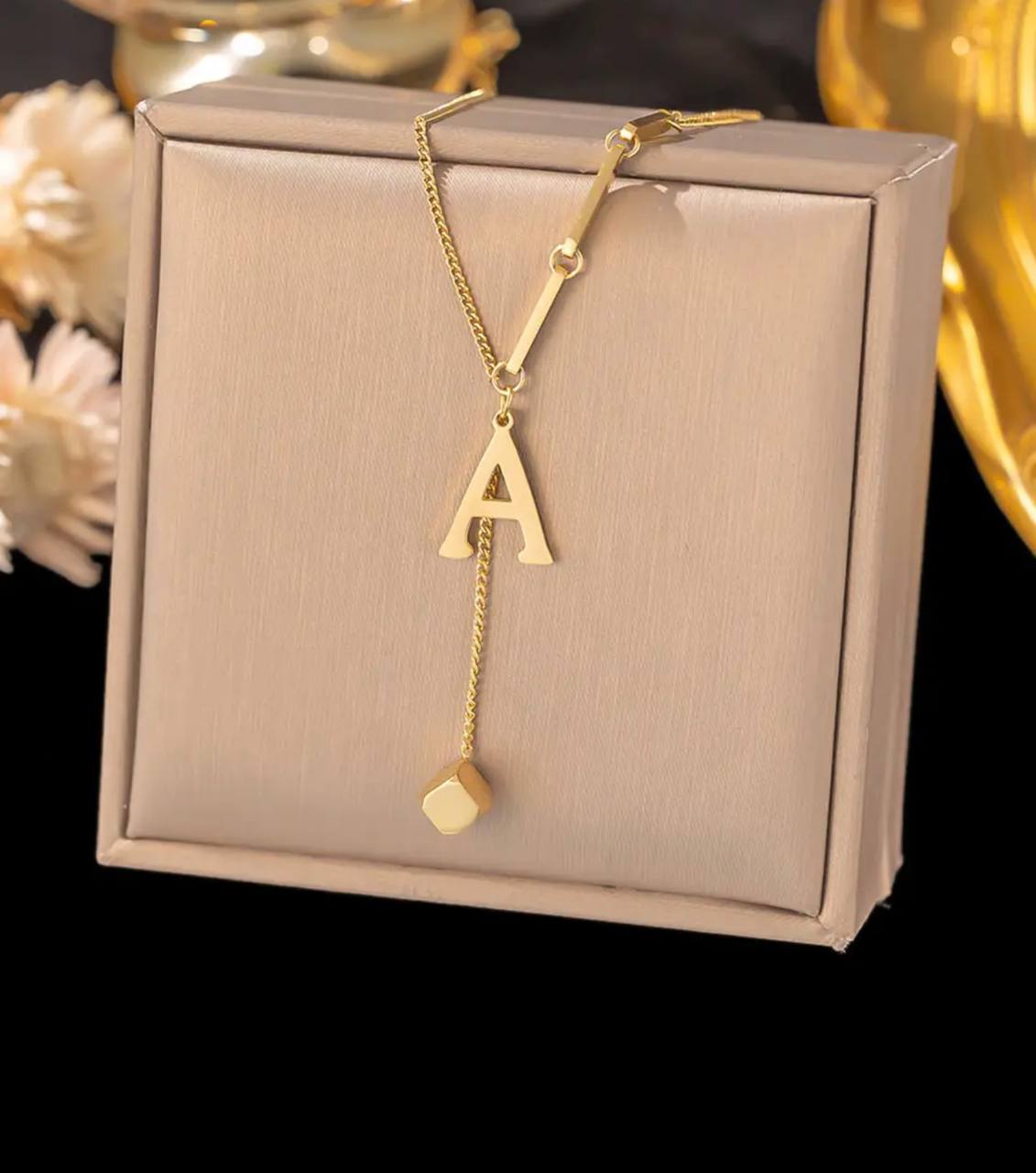 INITIAL LETTERS HYPOALLERGENIC NECKLACES NON FADE STAINLESS STEEL HYPOALLERGENIC NECKLACE GIFT BOXES