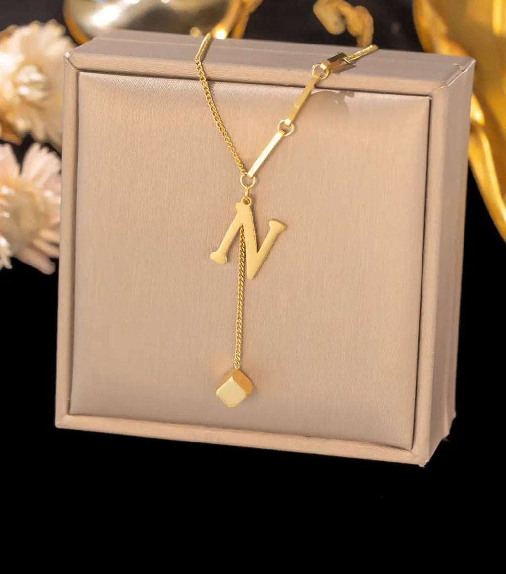 INITIAL LETTERS HYPOALLERGENIC NECKLACES NON FADE STAINLESS STEEL HYPOALLERGENIC NECKLACE GIFT BOXES