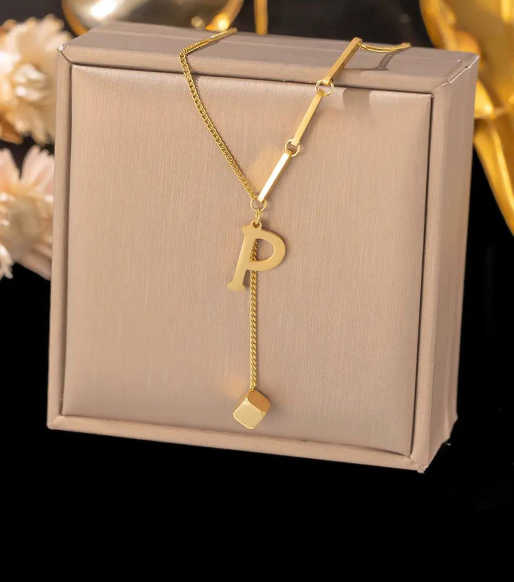 INITIAL LETTERS HYPOALLERGENIC NECKLACES NON FADE STAINLESS STEEL HYPOALLERGENIC NECKLACE GIFT BOXES