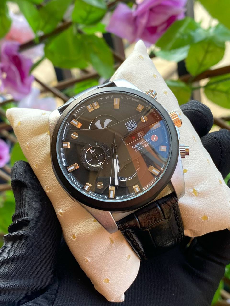 TAG HEUER CARRERA CR7 STAINLESS STEEL LEATHER STRAP CHRONOGRAPH WATER RESISTANT BATTERY POWERED DATE DISPLAY