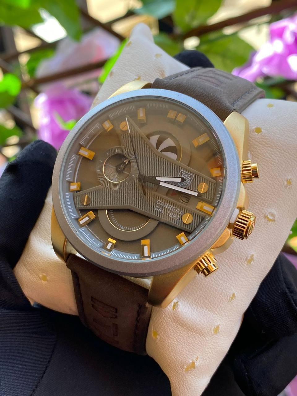 TAG HEUER CARRERA CR7 STAINLESS STEEL LEATHER STRAP CHRONOGRAPH WATER RESISTANT BATTERY POWERED DATE DISPLAY