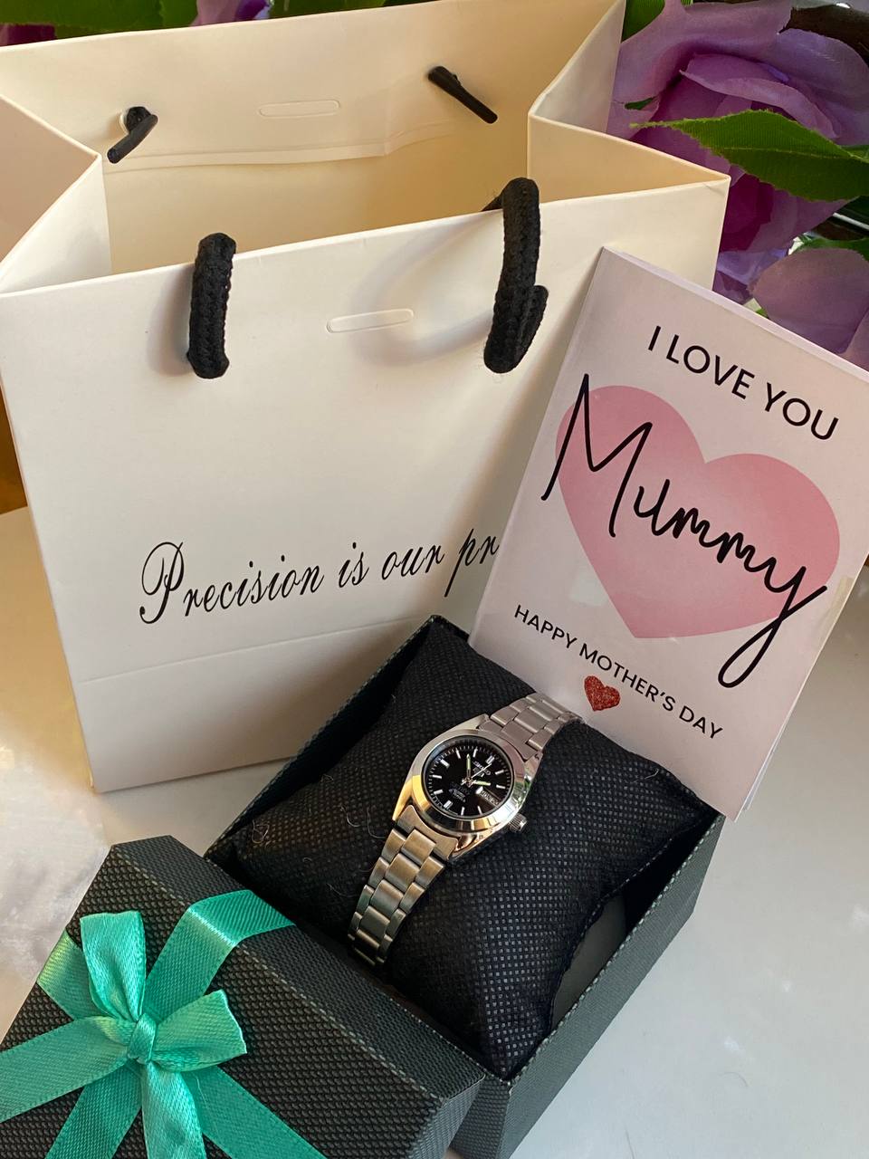 MOTHERS DAY GIFT PACKAGE (NAVIFORCE EDITION) WATCH,BOX,CARD,BAG STAINLESS STEEL WATER RESISTANT BATTERY POWERED