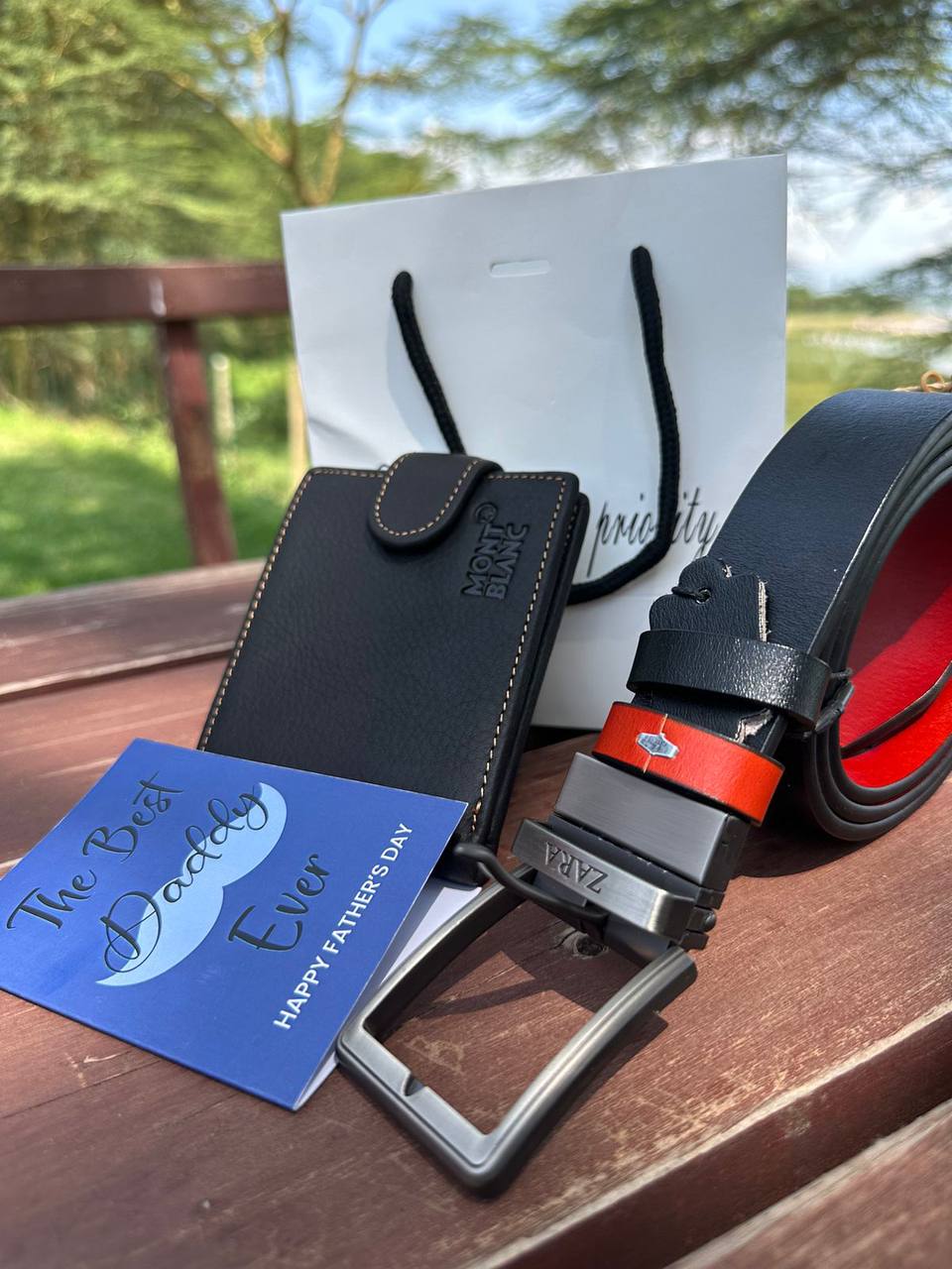 NAVIFORCE GENTS WATCH #9208 DIGITAL AND ANALOGUE DISPLAY WATER RESISTANT POWER BUTTON BATTERY POWERED DIGITAL DAY&DATE DISPLAY & ENQUIRIES