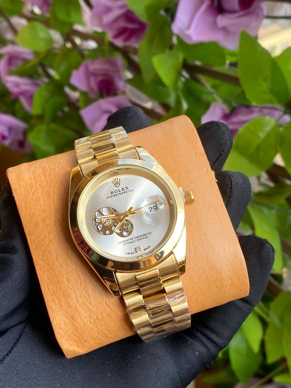 GENTS ROLEX DATE DISPLAY WATER RESISTANT BATTERY POWERED ROLEX BRANDED BOX AND ENQUIRIES