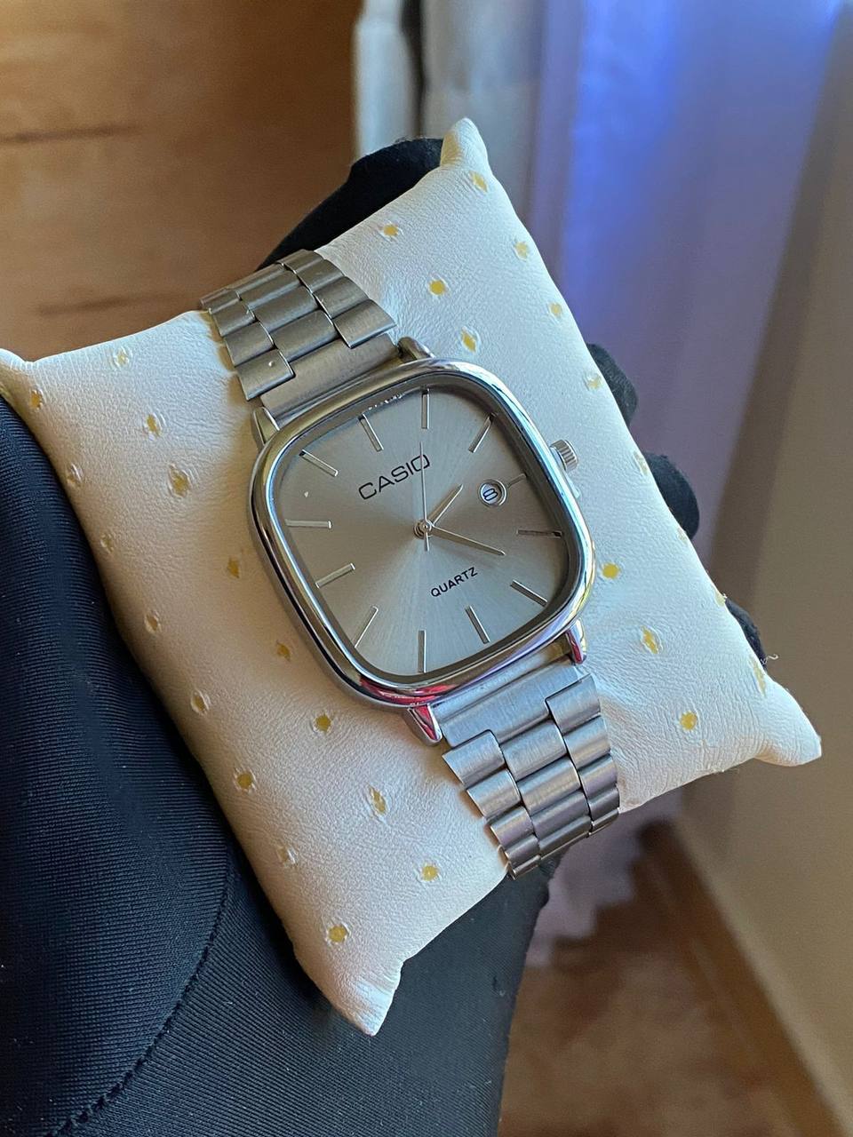 CASIO SQUARE UNISEX DATE DISPLAY WATER RESISTANT BATTERY POWERED CASIO BRANDED BOX