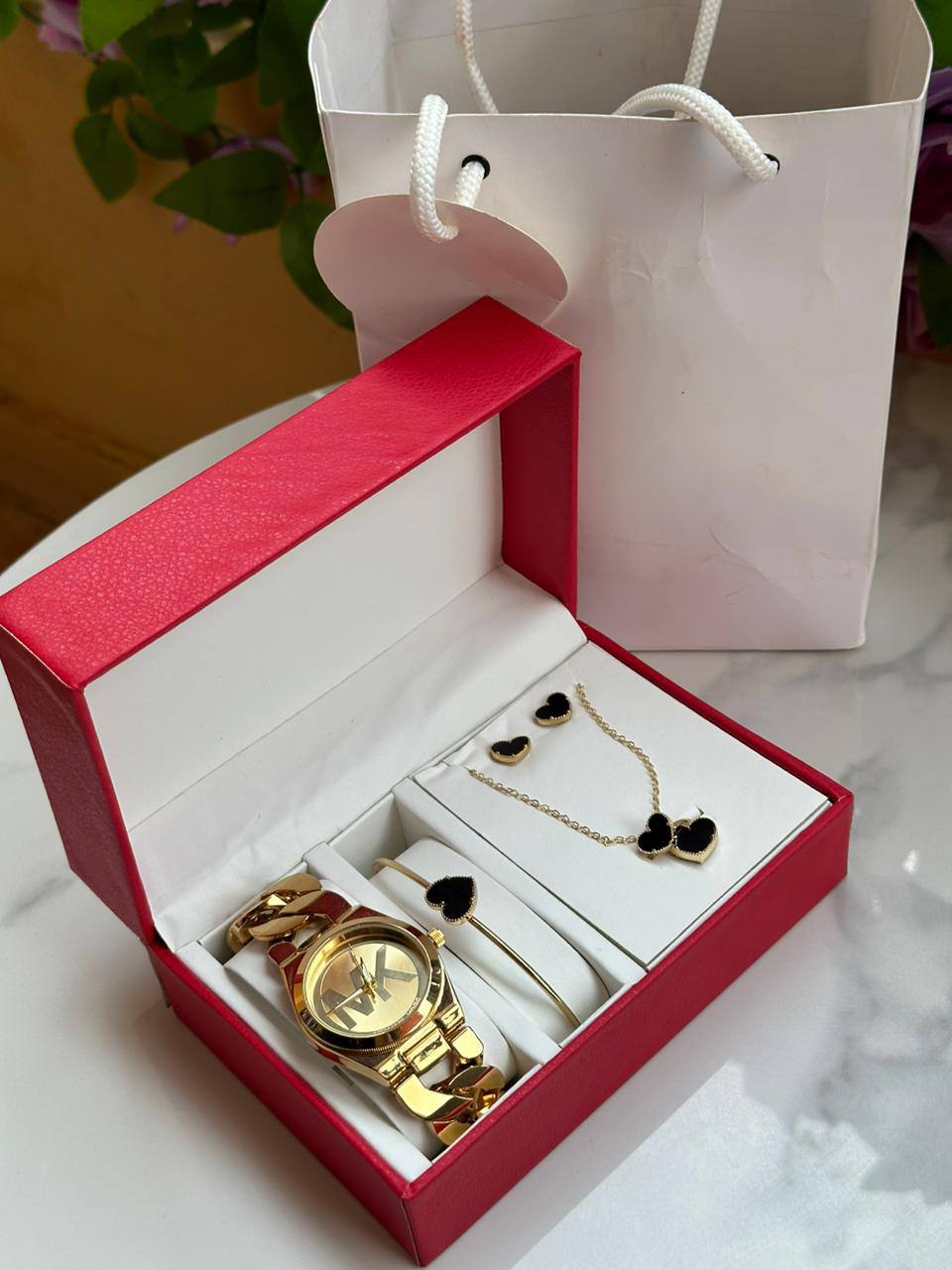 5 1 GIFT SETS WATCH NECKLACE EARRINGS BRACELET RING GIFT BAG