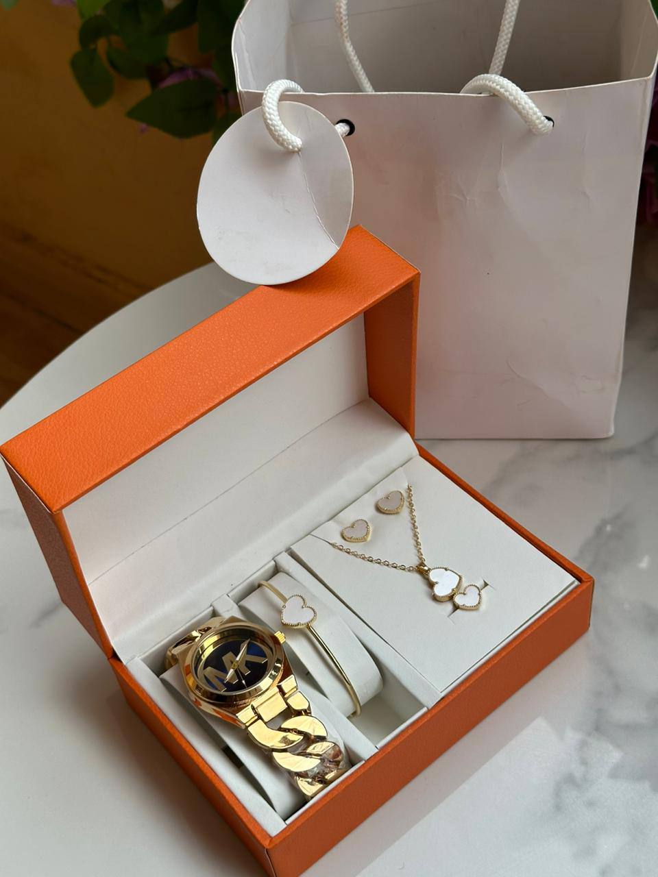 5 1 GIFT SETS WATCH NECKLACE EARRINGS BRACELET RING GIFT BAG
