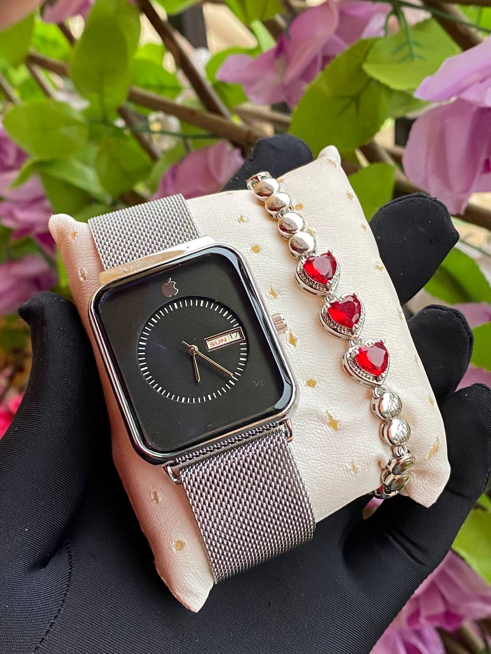 APPLE WATCH X BRACELET DAY AND DATE DISPLAY WATER RESISTANT STAINLESS STEEL BATTERY POWERED &ENQUIRIES