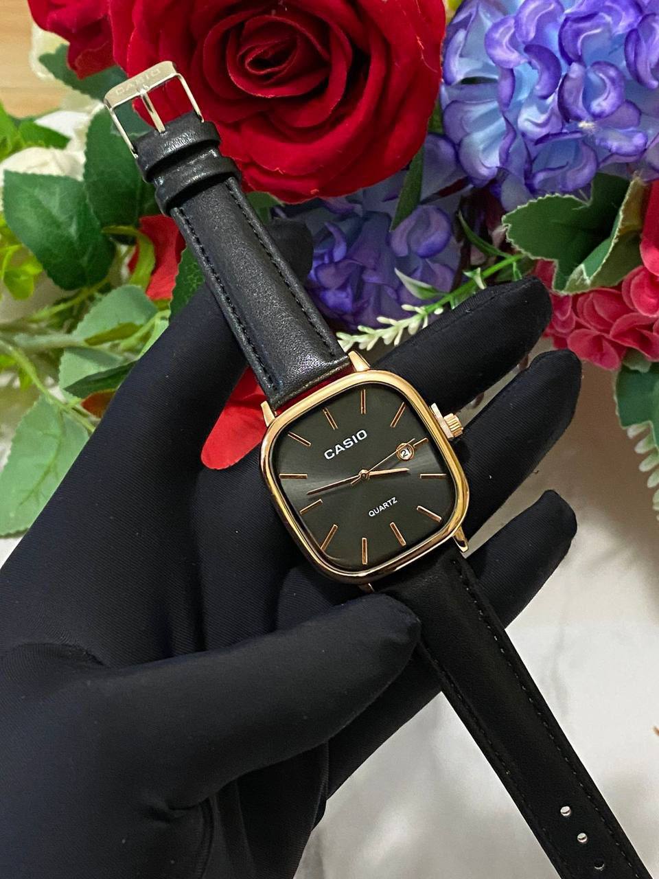 CASIO SQUARE LEATHER UNISEX DATE DISPLAY WATER RESISTANT BATTERY POWERED CASIO BRANDED BOX