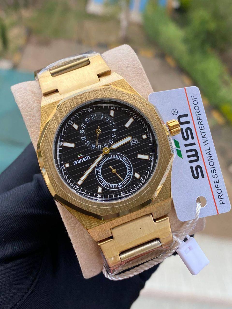 SWISH CHRONOGRAPH GENTS WATCH CHRONOGRAPH DATE DISPLAY BATTERY POWERED STAINLESS STEEL WATER RESISTANT TWO-TONE BLACKGOLD -BLACKGOLD-BLUE