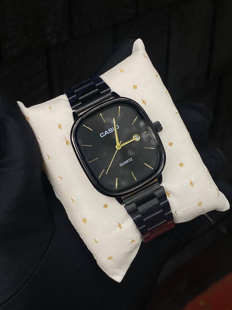 CASIO SQUARE UNISEX DATE DISPLAY WATER RESISTANT BATTERY POWERED CASIO BRANDED BOX